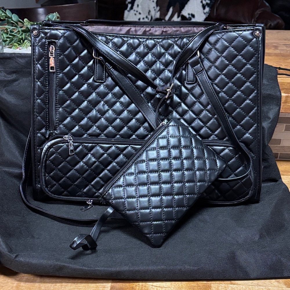 laptop -lunch coolerTravel Bag Set with DustBag  NWOT  never used !